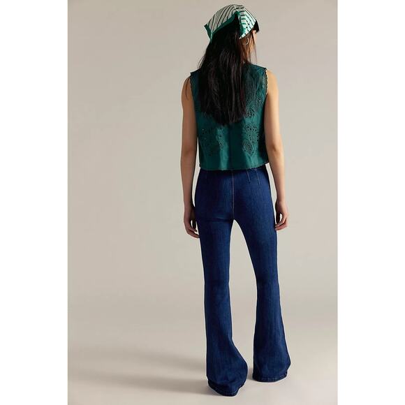 We The Free Jayde Flare Jeans in Night Sky Size 28 - Picture 4 of 8